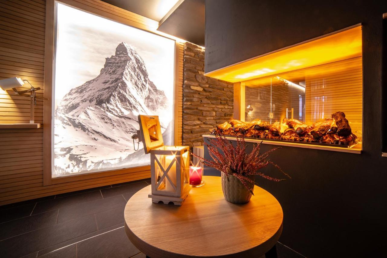 HB Aosta Hotel Luaran gambar