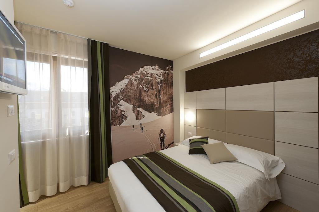 HB Aosta Hotel Luaran gambar