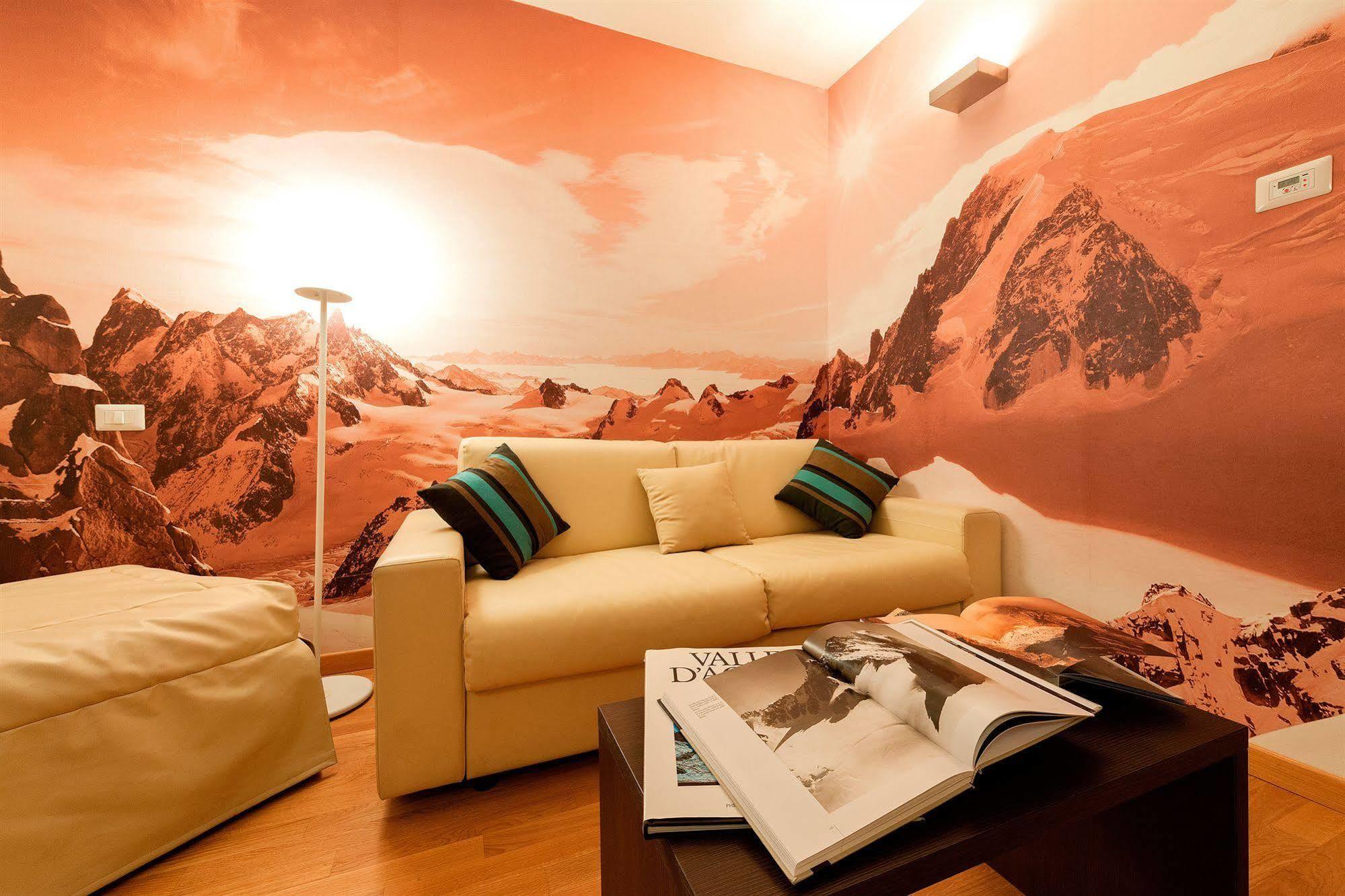 HB Aosta Hotel Luaran gambar