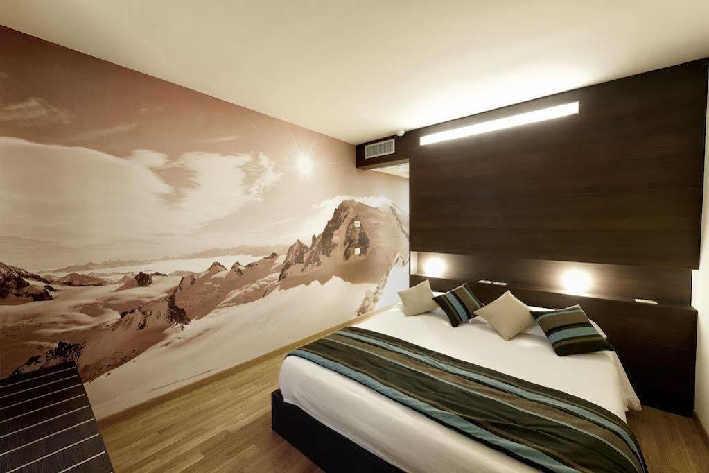 HB Aosta Hotel Luaran gambar